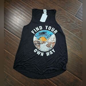 NWT Find Your Own Way Womens Racerback Tank Top Medium